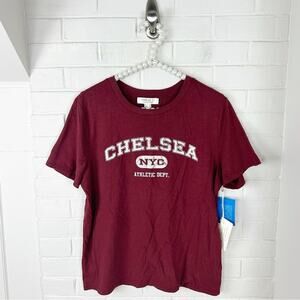 Forever 21 NWT Chelsea NYC Red Graphic Tee Size M